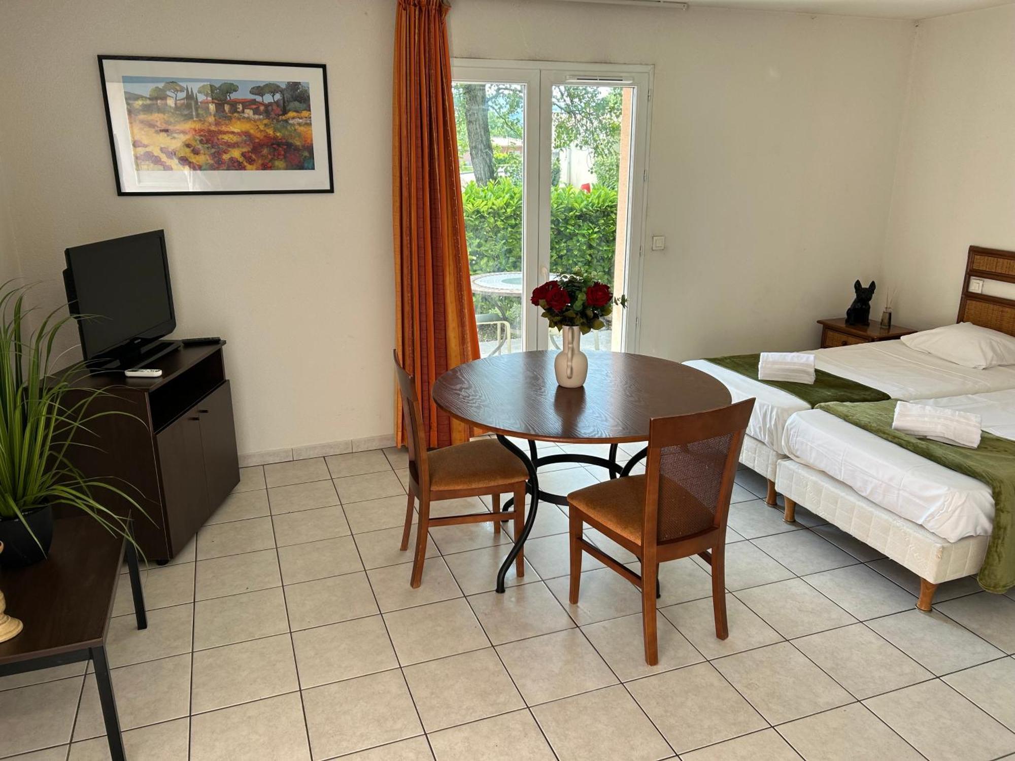 Domaine D'Agrippa Valence Hotel Chateauneuf-sur-Isere Ngoại thất bức ảnh